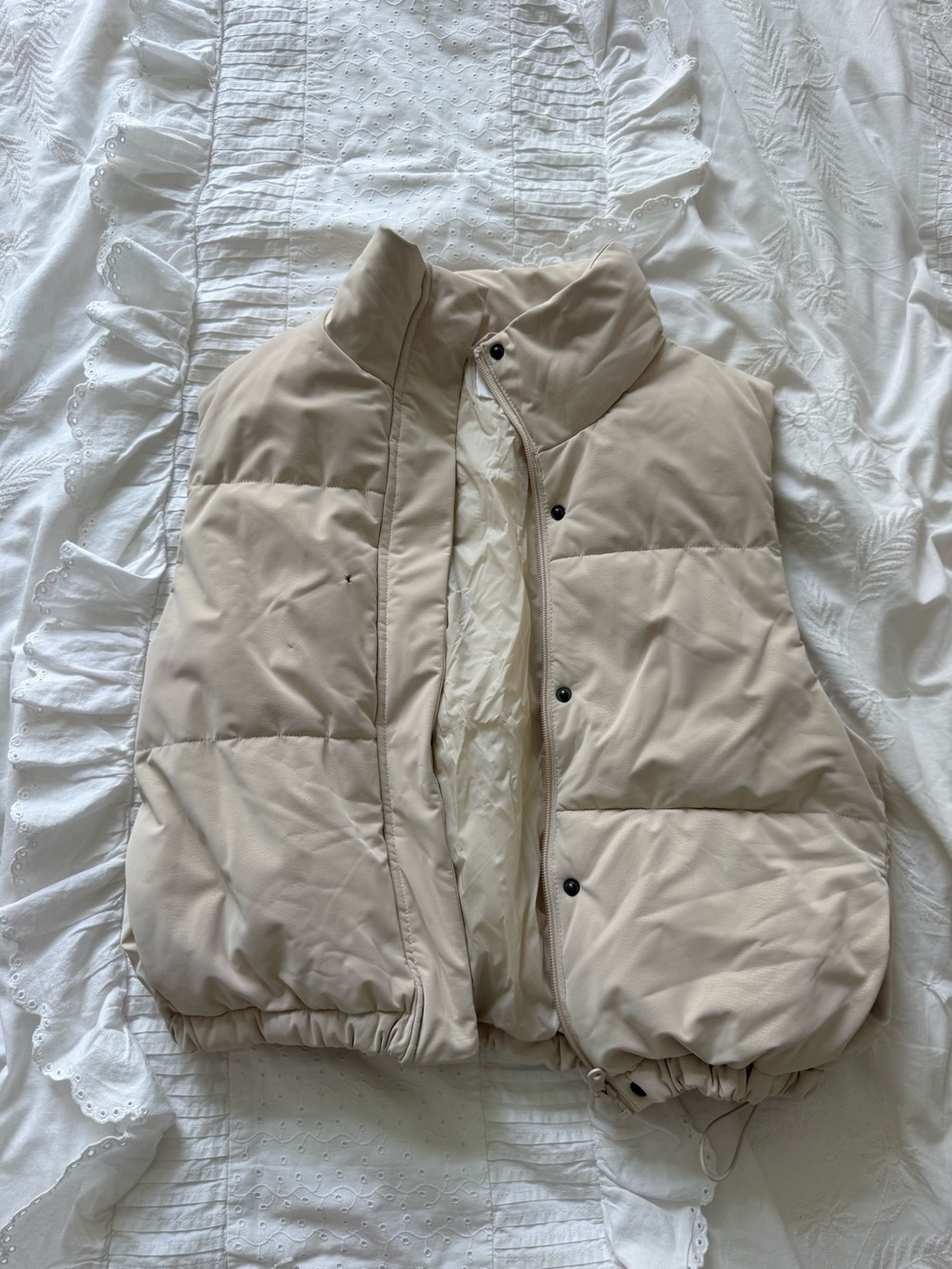 aerie Cream Quilted Puffer Vest